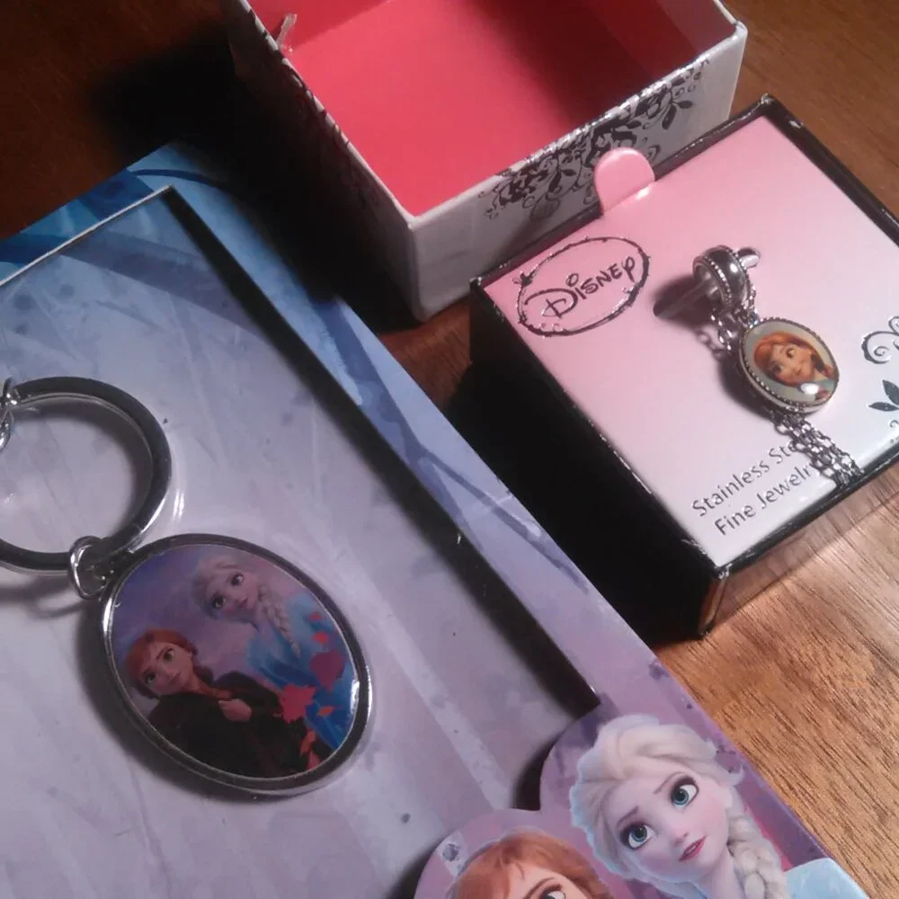 Disney Frozen Princess Anna and Elsa Stainless Steel Pendant Necklace + Keychain